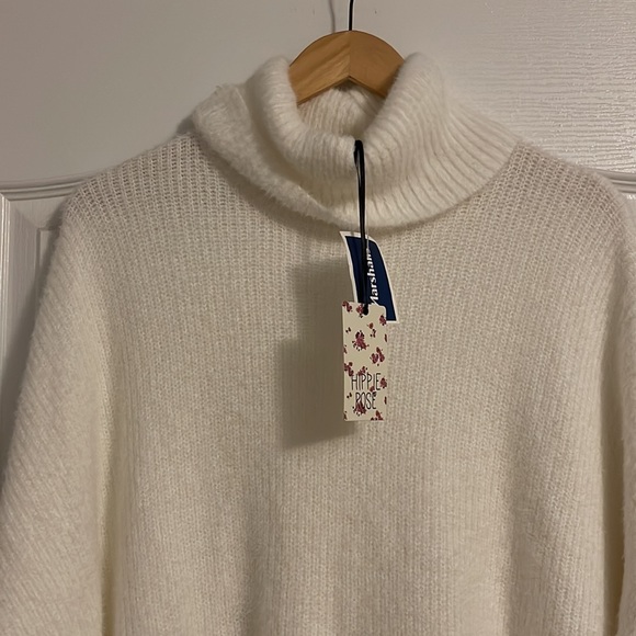 Hippie Rose Ivory Sweater - Picture 2 of 4